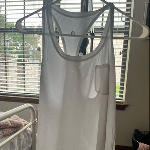 WOMENS LULULEMON TANK TOP WITH A POCKET IN WHITE